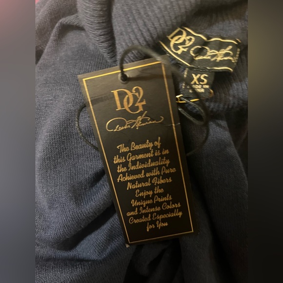 DG2 Deep Navu Blue Turtle Neck w/ Buttons on Waist and Wrists!! - Picture 11 of 11